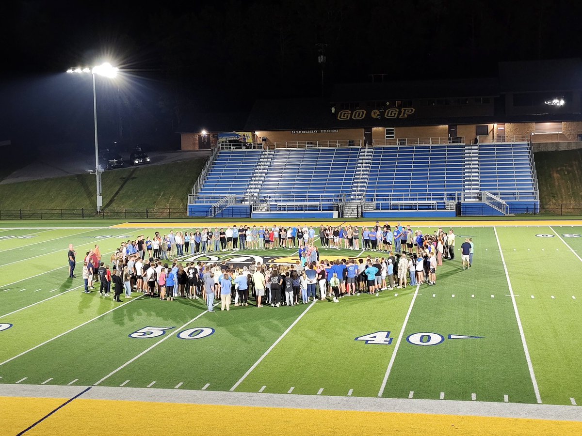 TylerWilliams2's tweet photo. Best crowd at our stadium this year and the biggest victory that will be won! @HenryScottrcbc FCA Fields of Faith https://t.co/357xV3DVcd