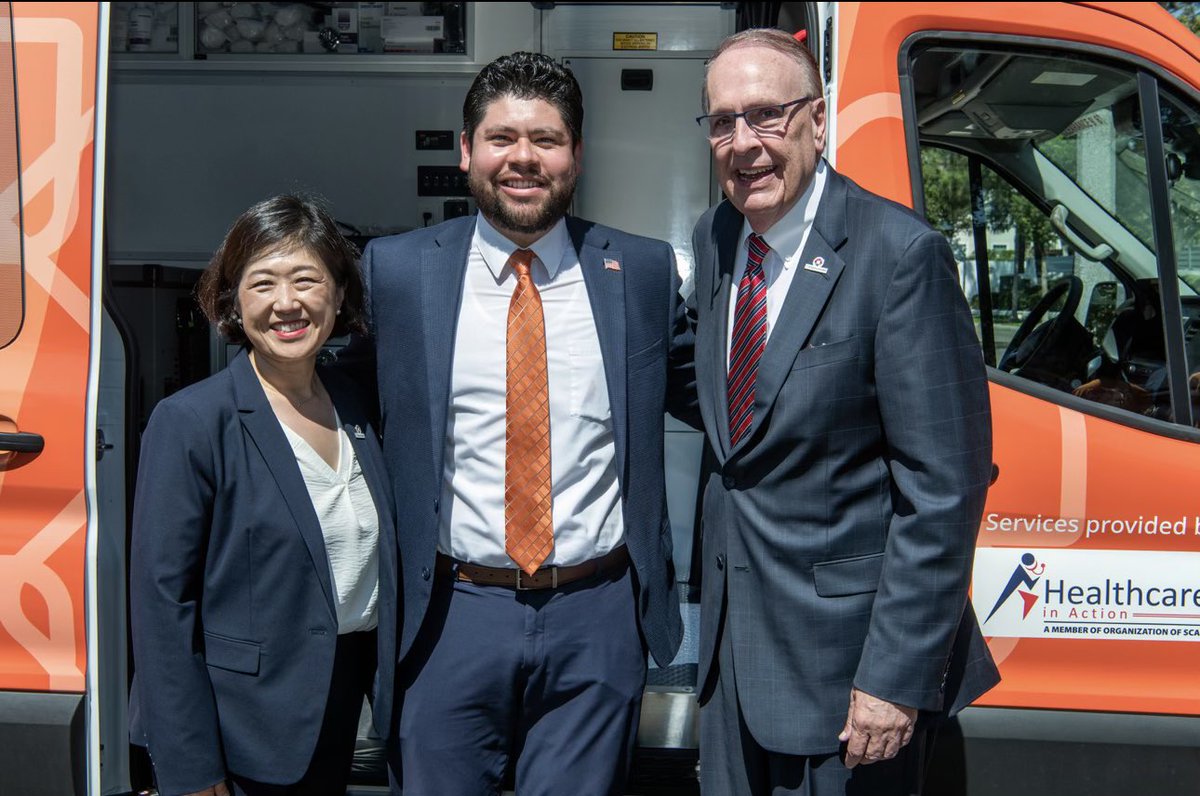 🩺💊 #TeamValencia attended the CalOptima Health Street Medicine Ceremony in the City of Anaheim! 

This celebration marks the start of the street medicine program in Anaheim and will work to support our community and individuals wellbeing. 

#AD68