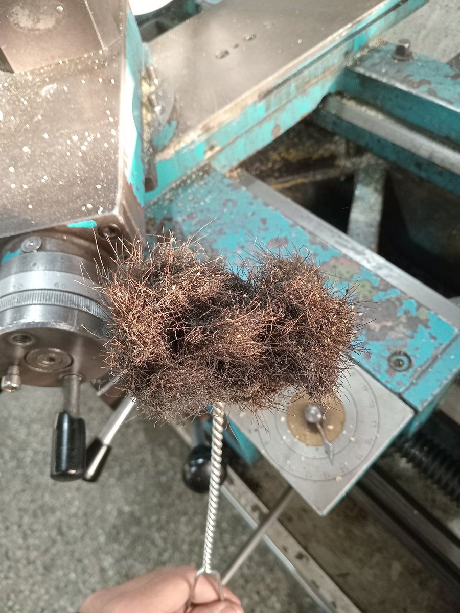 ezee_ag18's tweet photo. los pelos de unas que conozco https://t.co/JfgnlMVzQ0