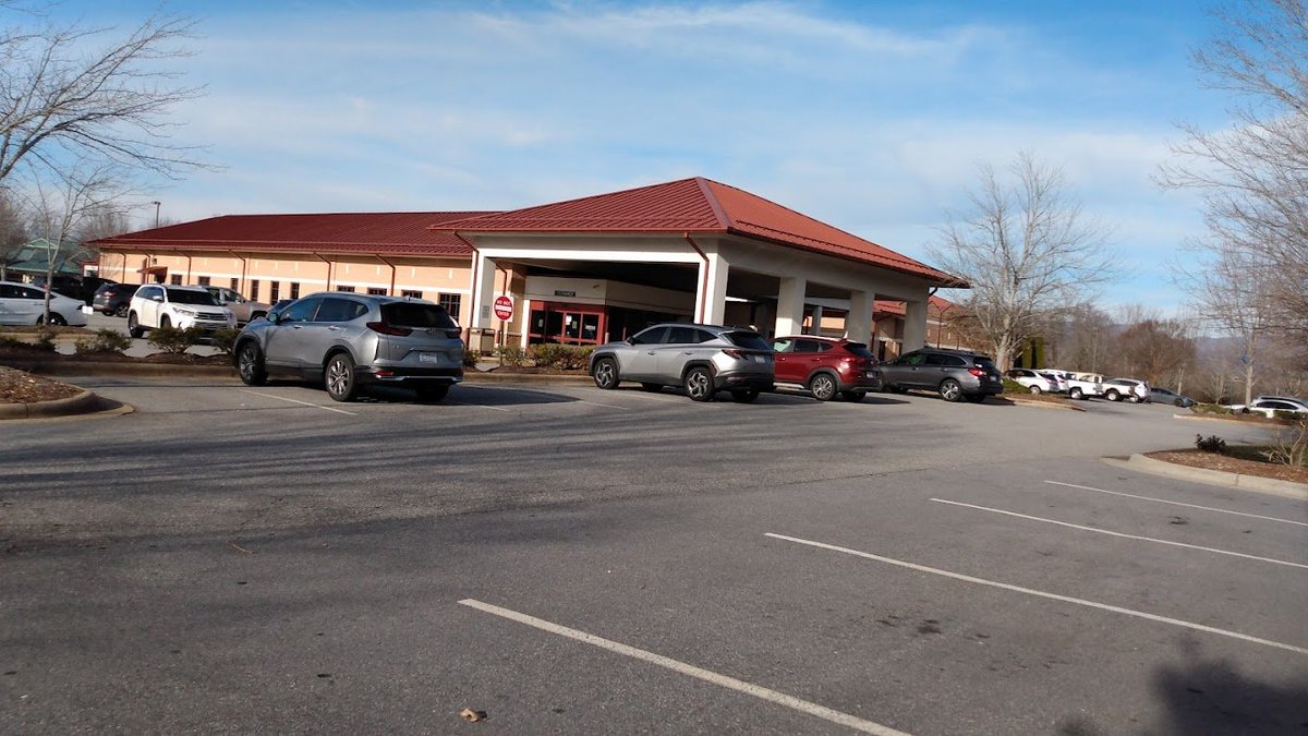 MISSION  HOSPITAL NURSE REPORT
Asheville, NC
Hurricane Helene Dispatch

I just spoke with a registered nurse who wishes to remain anonymous. She works at Mission Hospital in Asheville, NC.

She has been working every night at hospital since last Tuesday and tonight is her first