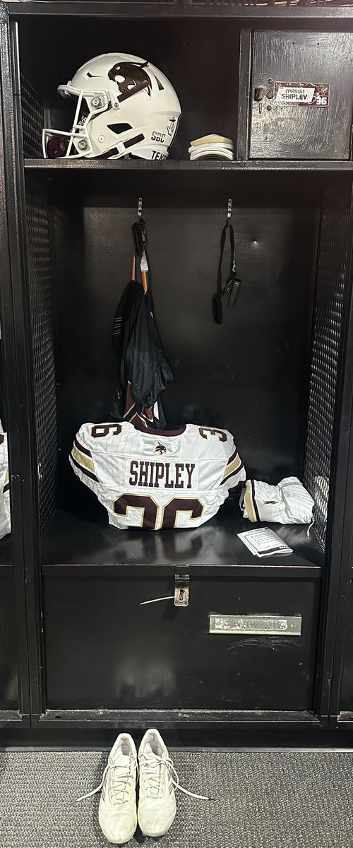TXST_FootballEQ's tweet photo. Thursday Night Football 🔜 #TakeBackTexas @MasonShipley1 https://t.co/E5ZzCZIucW