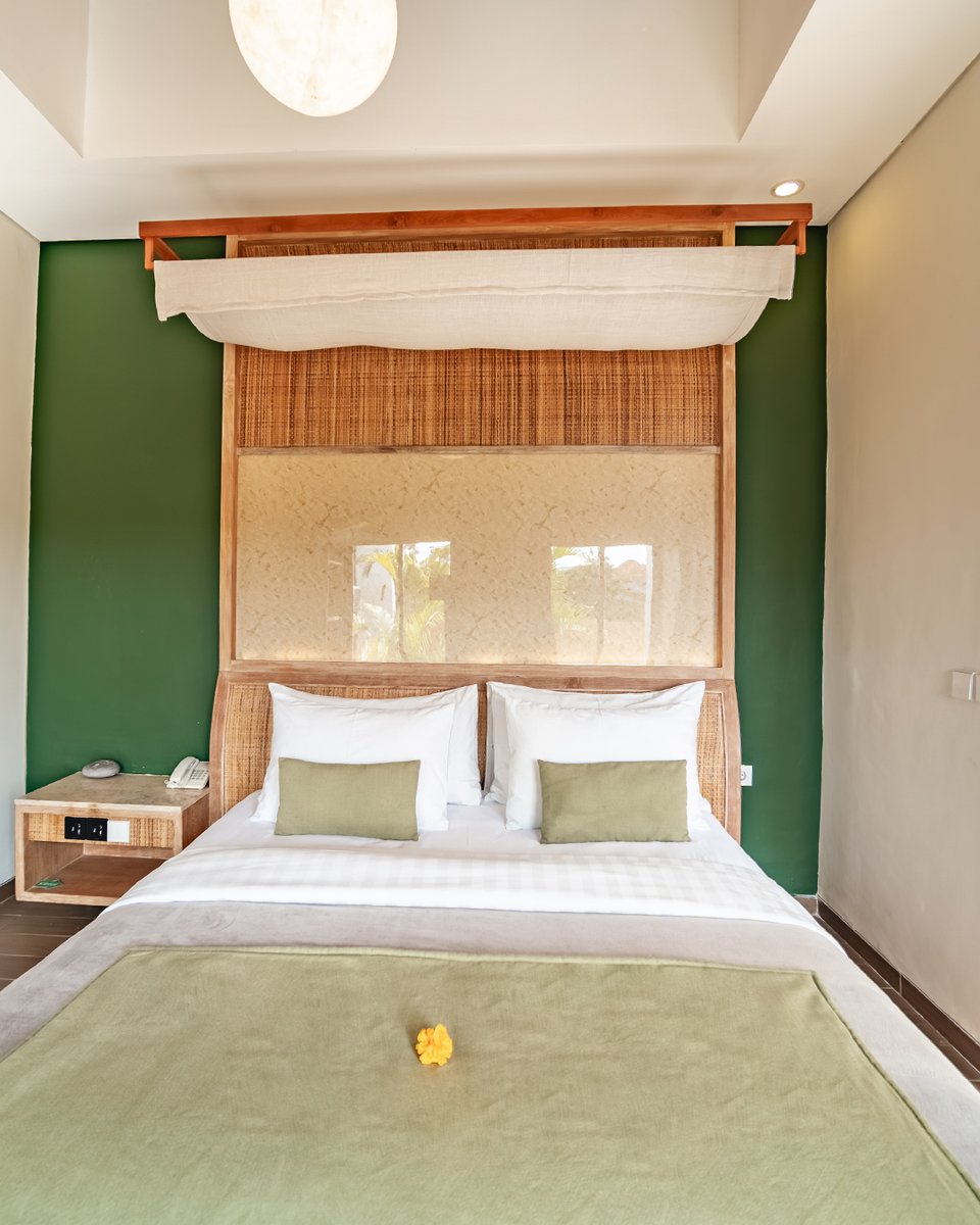Where every corner is designed for comfort and every detail is pure luxury.
—
Click link on our bio for discover more!
—
𝙄𝙣𝙞 𝙑𝙞𝙚 𝙑𝙞𝙡𝙡𝙖
𝘈 𝘛𝘳𝘶𝘦 𝘙𝘰𝘮𝘢𝘯𝘵𝘪𝘤 𝘌𝘹𝘱𝘦𝘳𝘪𝘦𝘯𝘤𝘦
𝘑𝘭. 𝘋𝘦𝘸𝘪 𝘚𝘳𝘪 𝘕𝘰 8A 𝘒𝘶𝘵𝘢, 𝘉𝘢𝘭𝘪