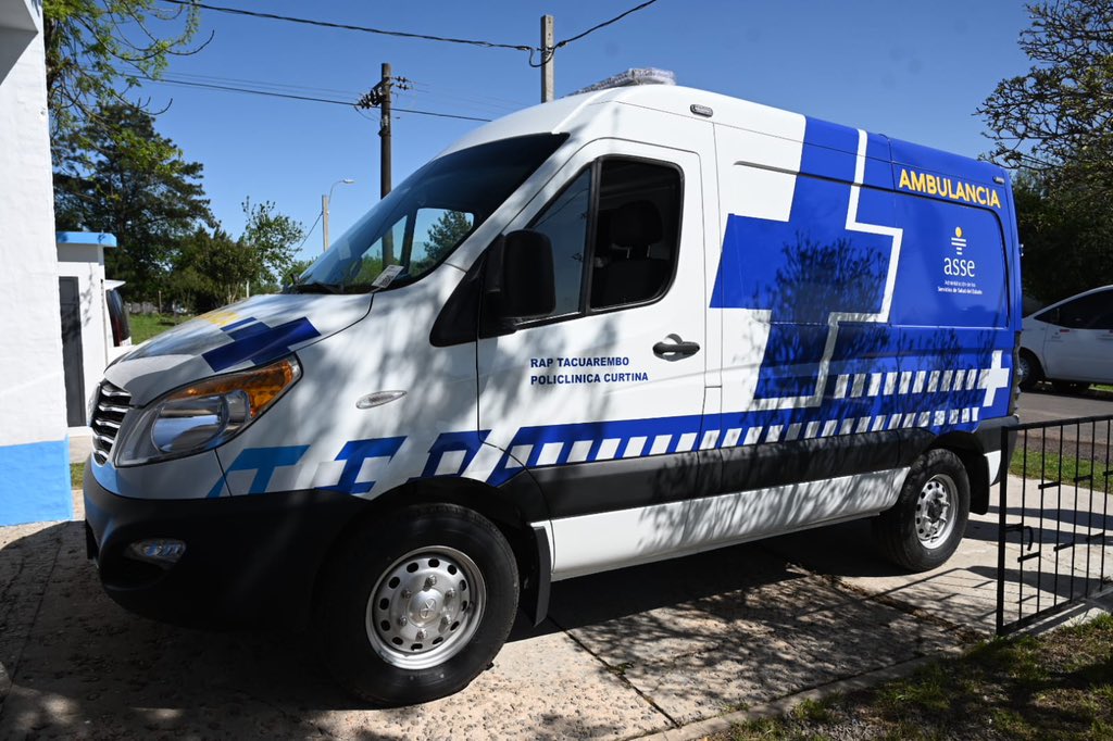 SosaAbella's tweet photo. En la jornada de hoy entregamos 4 ambulancias 0km.
Con esta entrega en: Hospital de Tacuarembó, Curtina, Quebracho y Hospital de Paysandú, llegamos a las 208 ambulancias incorporadas en este periodo de gestión !
#AsseEnMarcha💪🏻 https://t.co/MCF7HTRlro