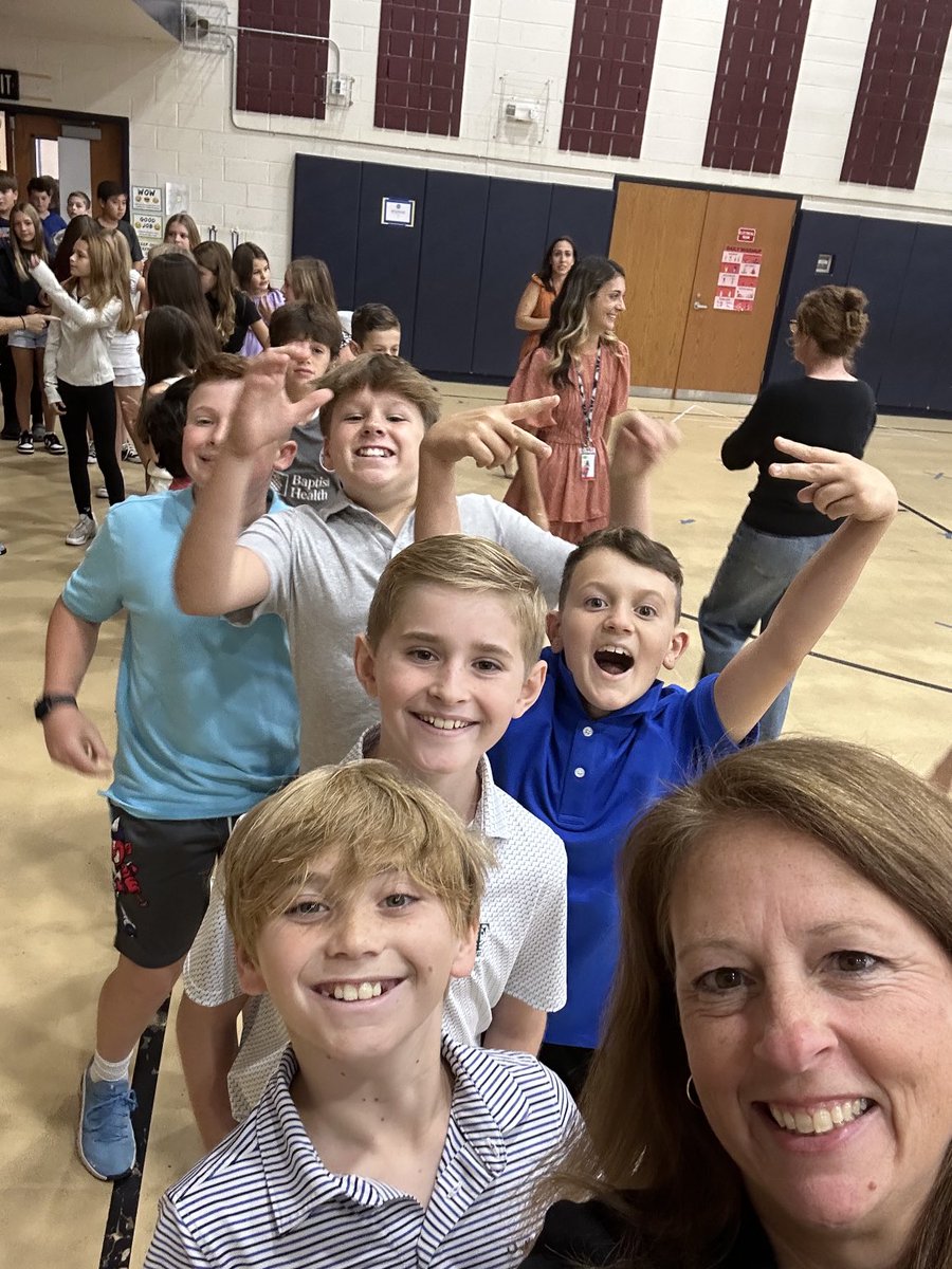 Ms. Rogers tweet media