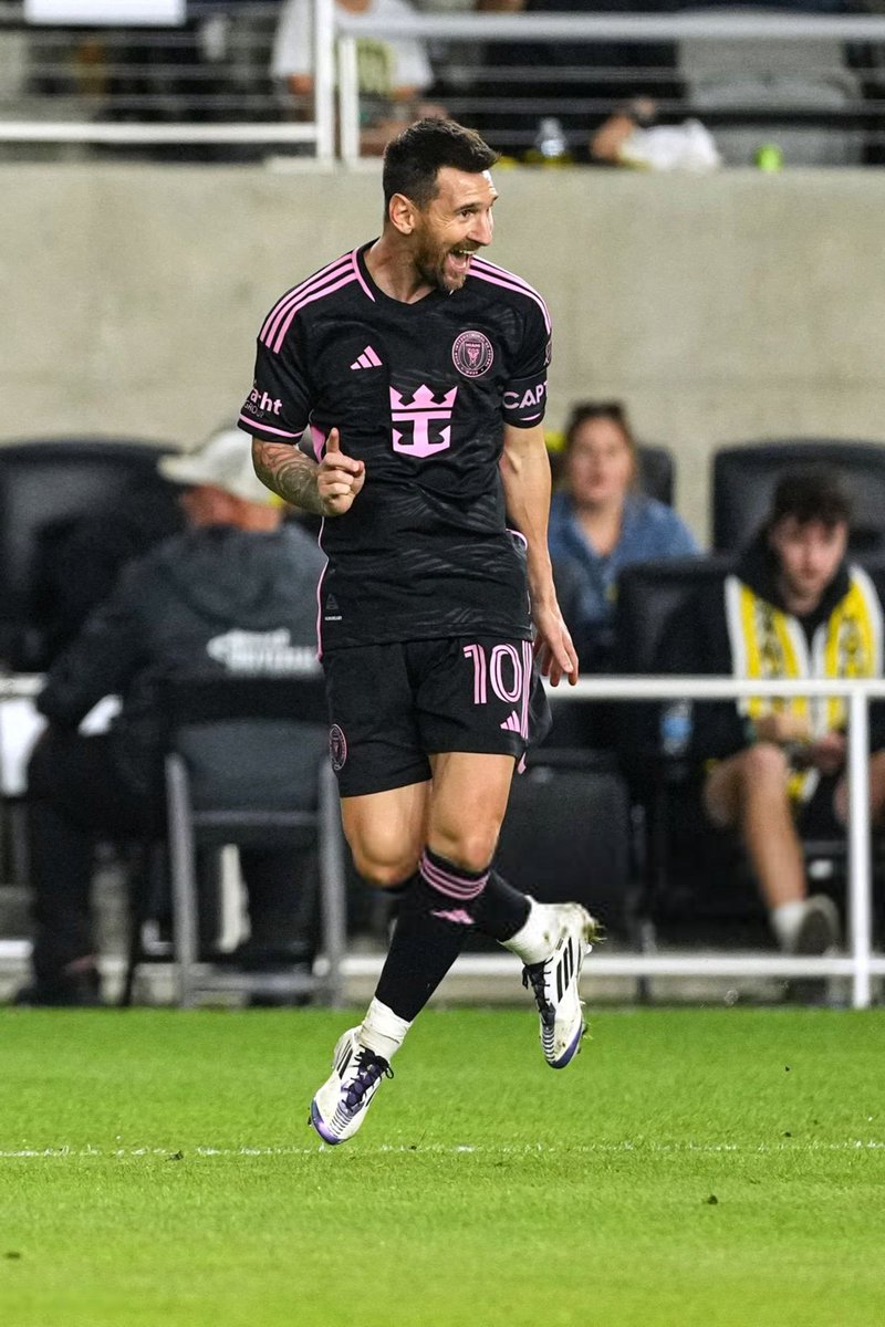 Lionel Andrés Messi es el MEJOR JUGADOR DEL MUNDO.