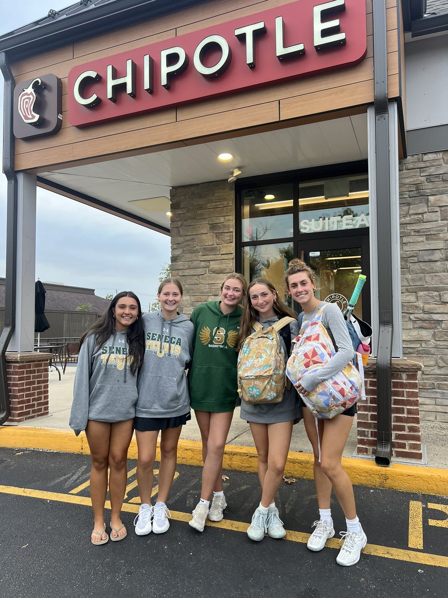 Seneca Tennis tweet media