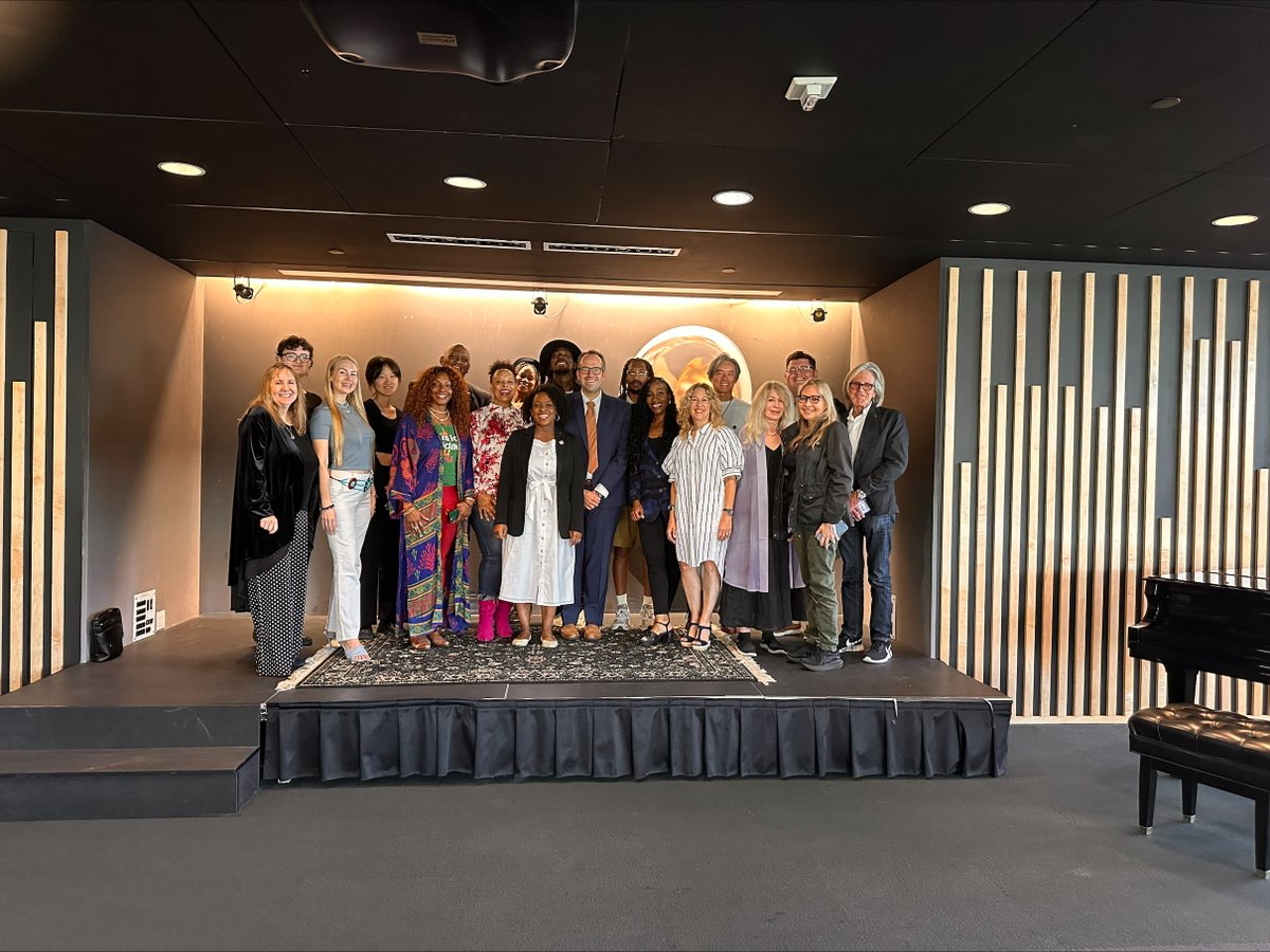 GRAMMYAdvocacy's tweet photo. Together, our advocacy efforts can make a difference.

We thank @RepTedLieu's staff for meeting with @RecordingAcad members and discussing the importance of the NO FAKES Act in the current era of AI. #MusicAdvocate https://t.co/tmZViVjbJc