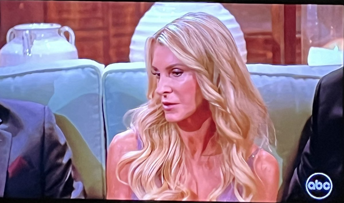 Stephanie tweet media