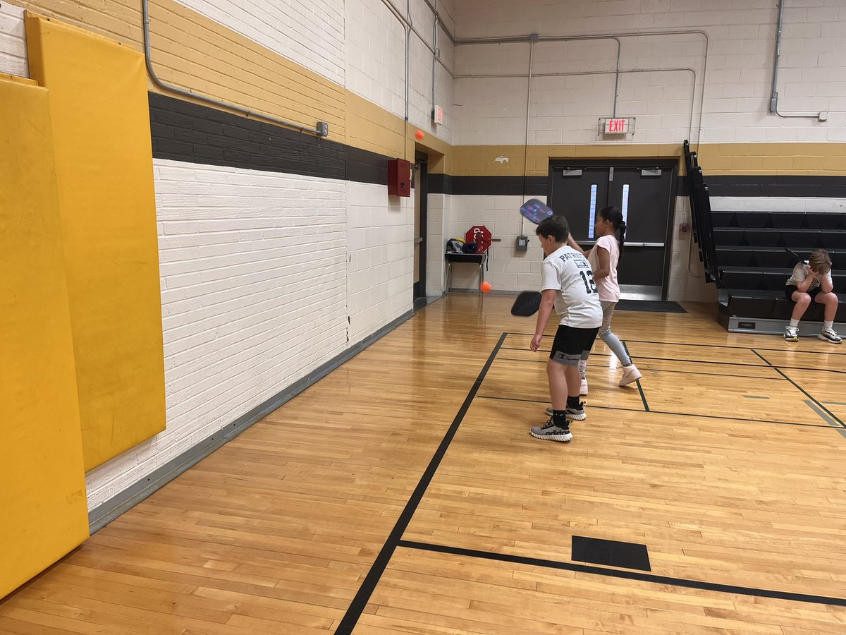 Donna Damron tweet media