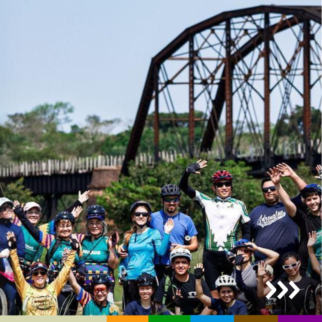 sendaspy's tweet photo. ¡Así vivimos el #BikeFest! 🚵🏽♀🎊
Un día repleto de energía, risas, deporte, danza y música 💃🏻🎶
Agradecemos a cada uno de los que hicieron posible este gran evento. ¡Nos vemos en la próxima aventura! ✨
#SendasPy #SendasDelTren #BikeFest2024" https://t.co/jqu1jsT7ZZ
