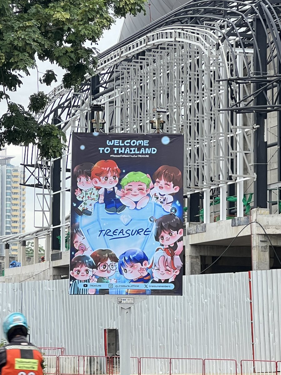 vnznzjs's tweet photo. ป้ายขึ้นไวมากกกก 
#TREASURE #treasure 
#KPOPMASTERZinBANGKOK2024 https://t.co/b6ehihu7Sx