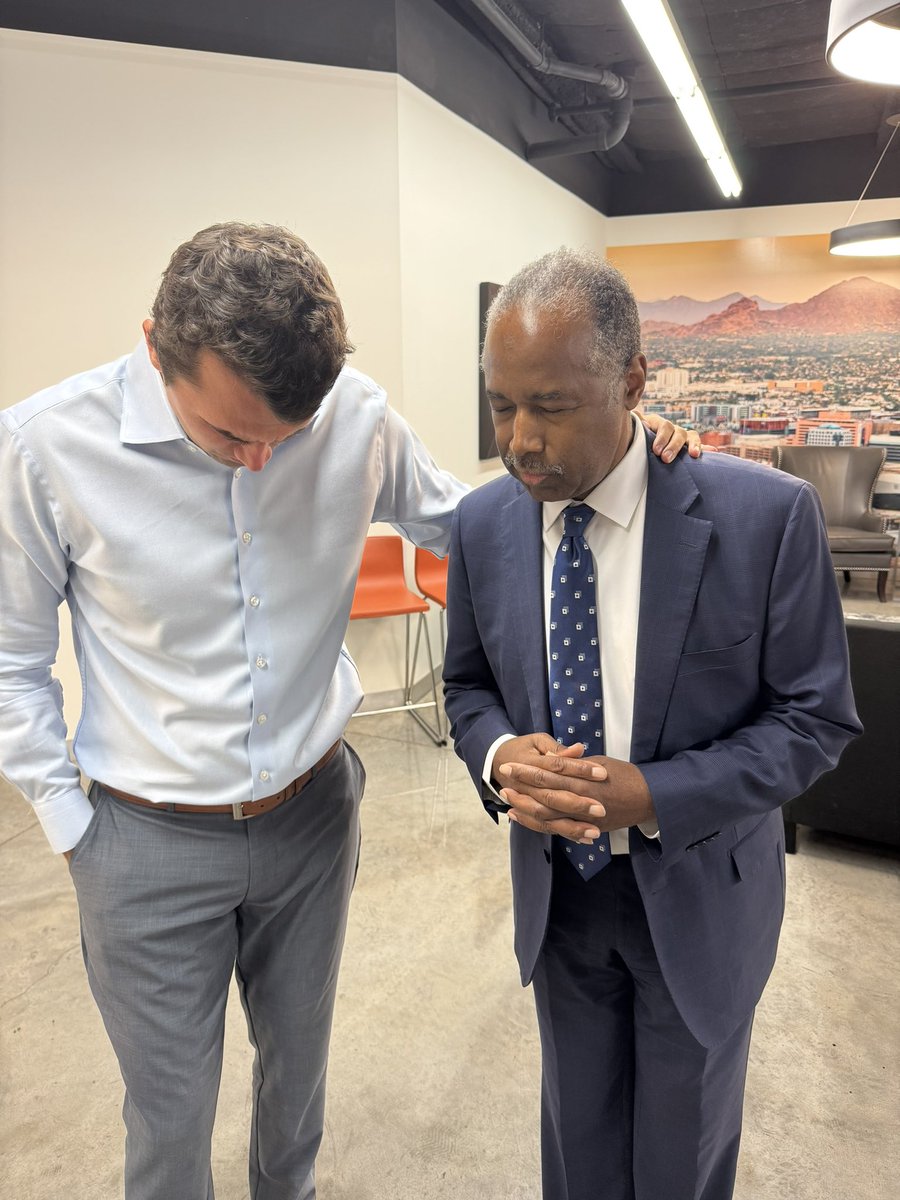 Ben & Candy Carson tweet media