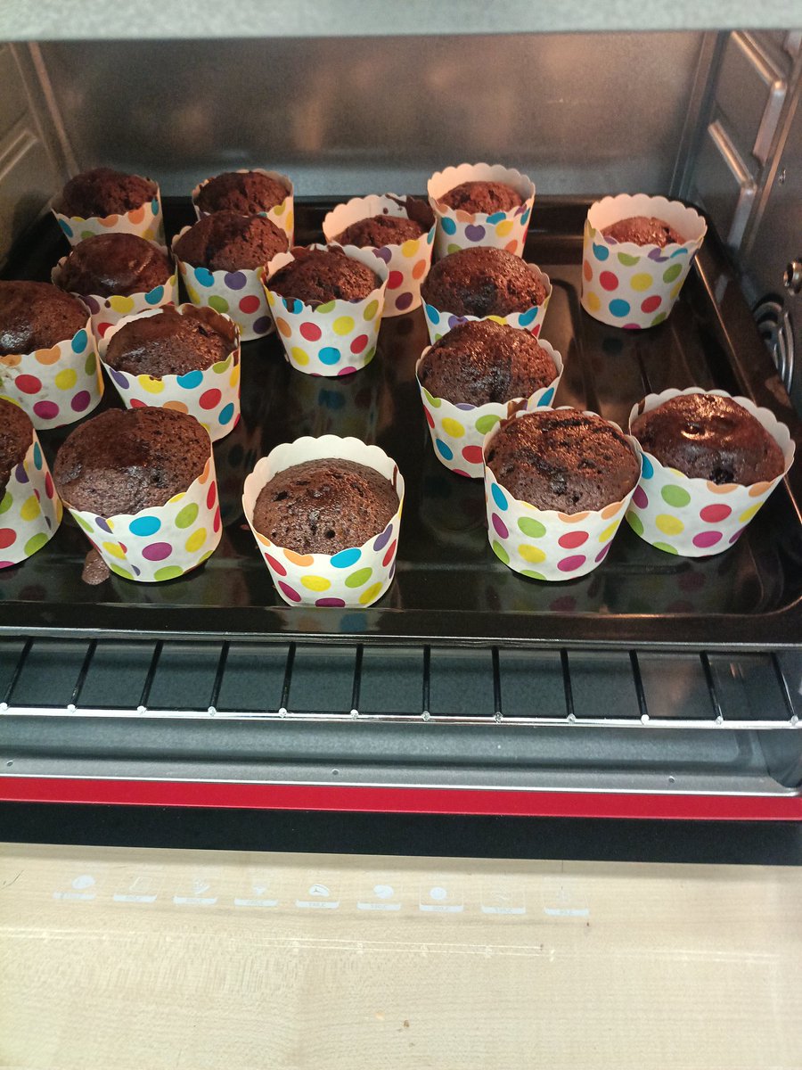 The Whisk Society is back at it again! 🍪 Double chocolate chip muffins fresh from the oven, ready to satisfy your sweet tooth. #BakingDay #WhiskSociety #ChocolateLovers
<a href="/HELPISKL/">HELP International School</a>