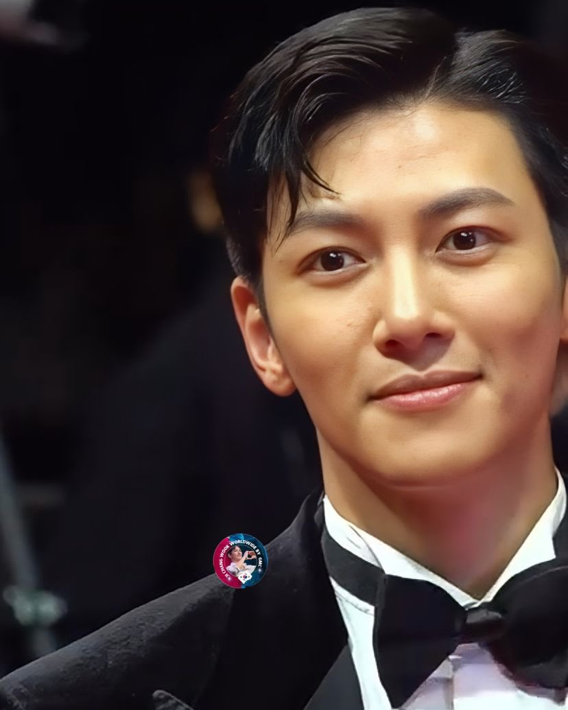 ji_gmc's tweet photo. Ji Chang Wook❤️You make my world more beautiful, even if you don't know it.🤓29 BIFF2024 @Jichangwook  #jichangwook ##actor #model #singer #gmc_jcw_mexico #JiChangWookWorldwide orldwide https://t.co/VgZFsdMcgi