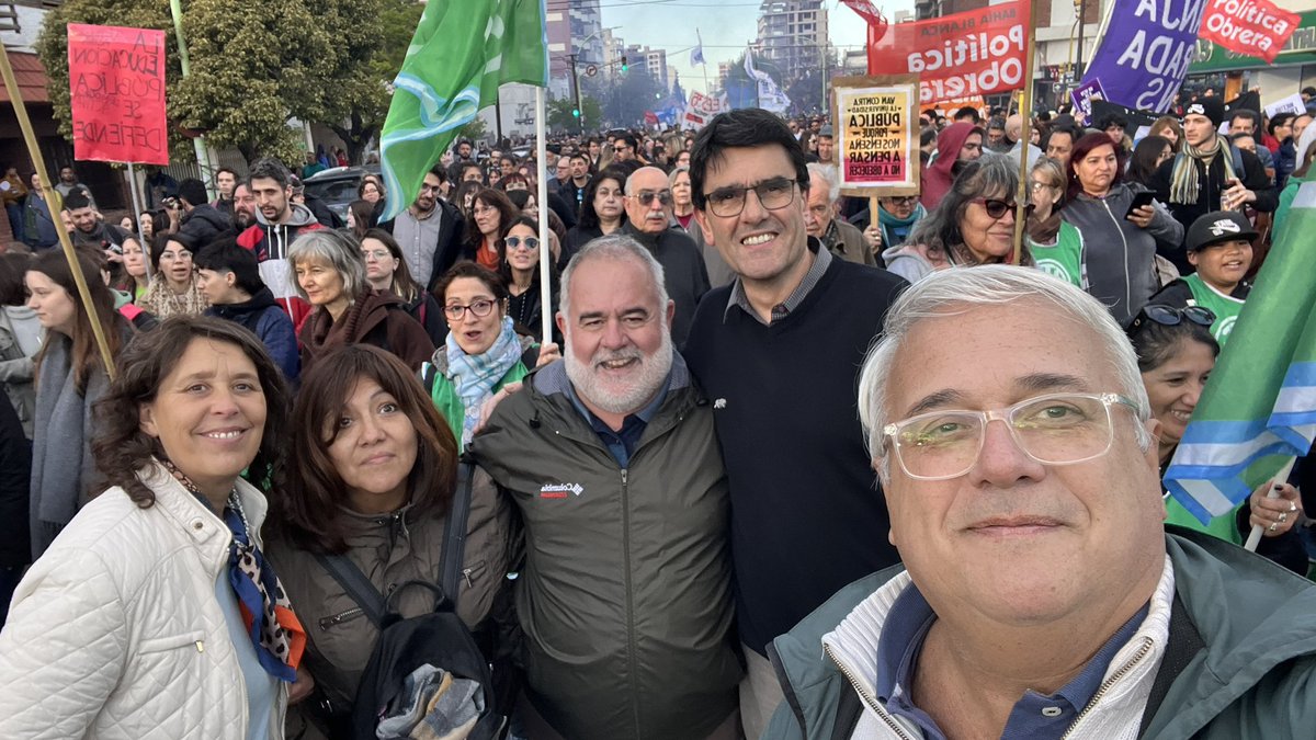 La UCR defiende la EDUCACIÓN PÚBLICA. UNIVERSIDAD PÚBLICA en la calle. SIEMPRE!