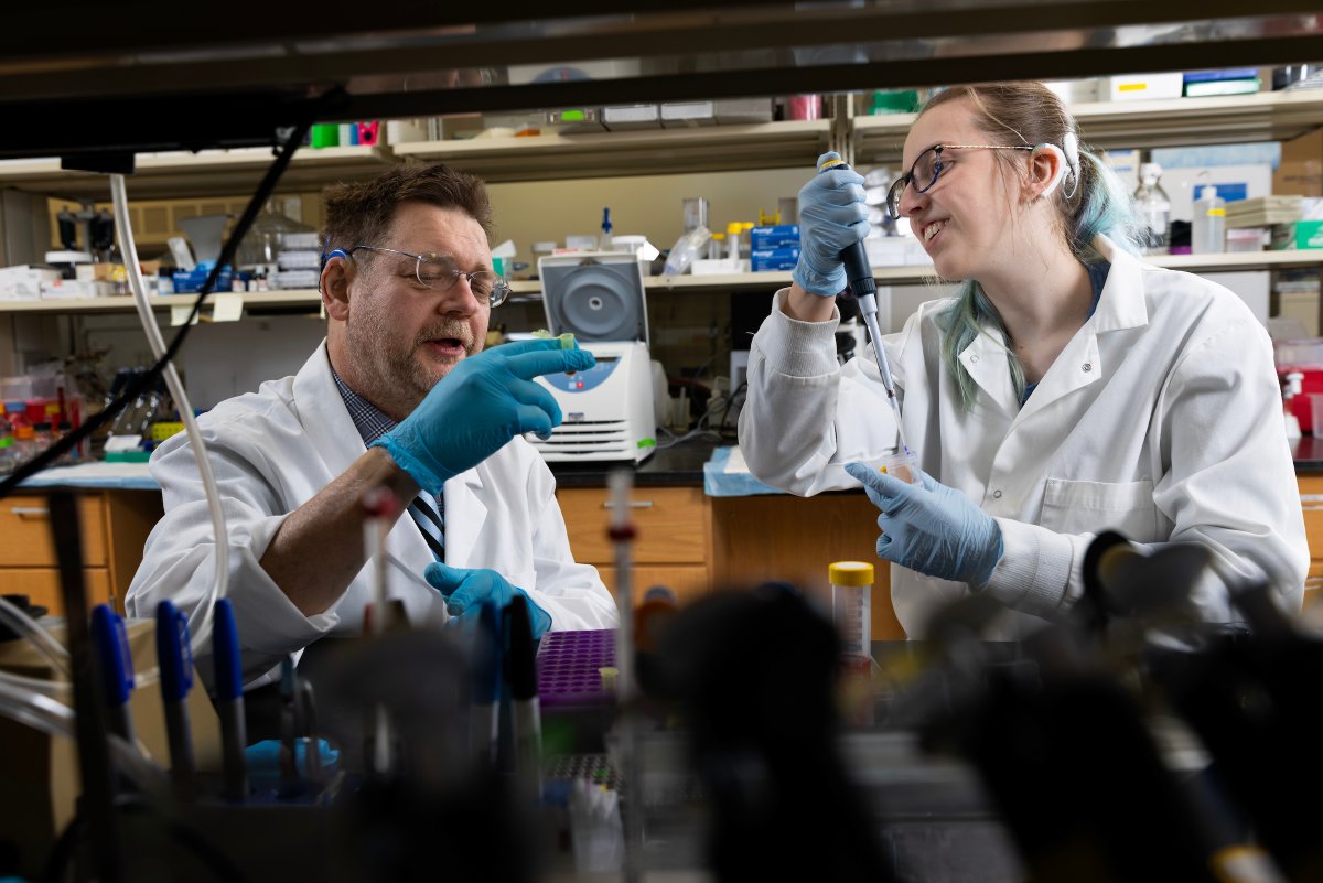 Peter Steyger’s, PhD, $1M NIH grant will drive hearing loss research and create opportunities for grad students with hearing loss to contribute their unique perspective. At Creighton, every voice matters. 
 
Read more about it ➡️ creighton.edu/news/creighton…