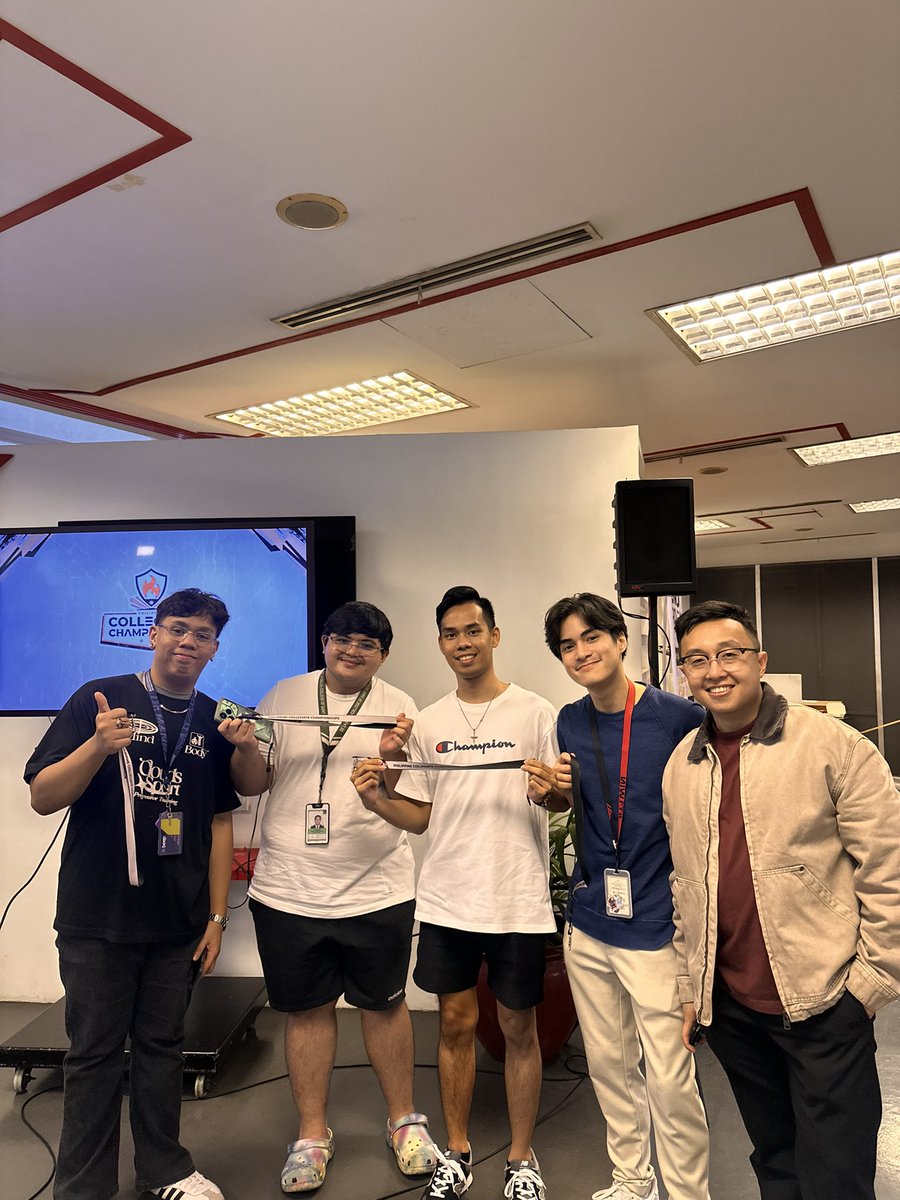 manjeanfaldas's tweet image. Grateful for the opportunity to return to my Alma Mater and discuss esports with Benildean student gamers! Sana all may gamer org, paglabas lang namin noon, Mineski agad eh

Thanks and GGs to Romancon Gaming and PCC

#CSB #SchoolOfDesignAndArts #GameForChange #PCC