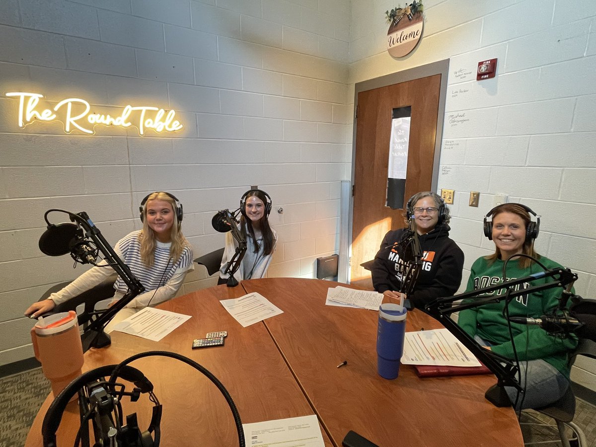 OHS_RoundTable's tweet image. Thanks to the Music Boosters for joining us today at #TheRoundTable!

#OtsegoKnights #1HB #DistrictPodcast