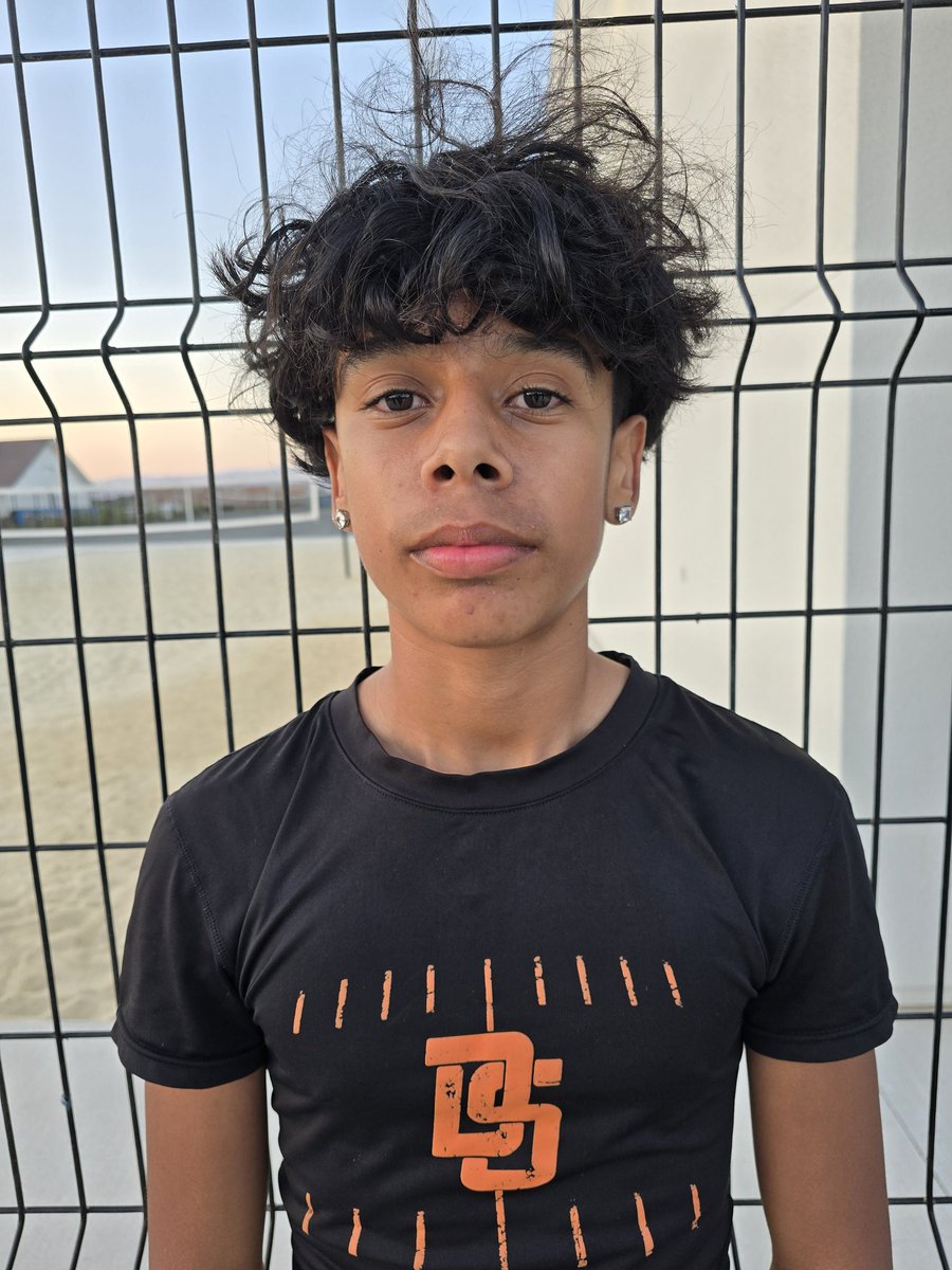 del_sol_FB's tweet photo. Jaydin Candelaria - Coach's Award against Santa Paula. Jaydin stepped up on special teams this week and filled in for hurt teammates. Jaydin also added a 20yd TD reception to his resume. Congrats, Jaydin!! https://t.co/l1XqYaNA6p