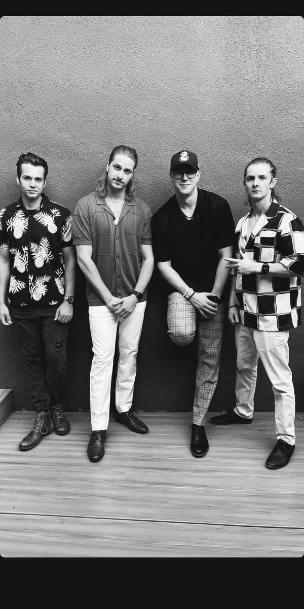 I'm going to tell my kids this was The Beatles 🎶