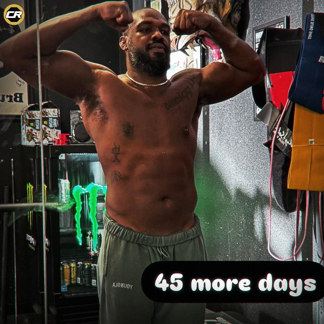 ChampRDS's tweet image. Jon Jones shows off his physique just 45 days out from #UFC309 💪

📸 IG / @JonnyBones #UFC #MMA