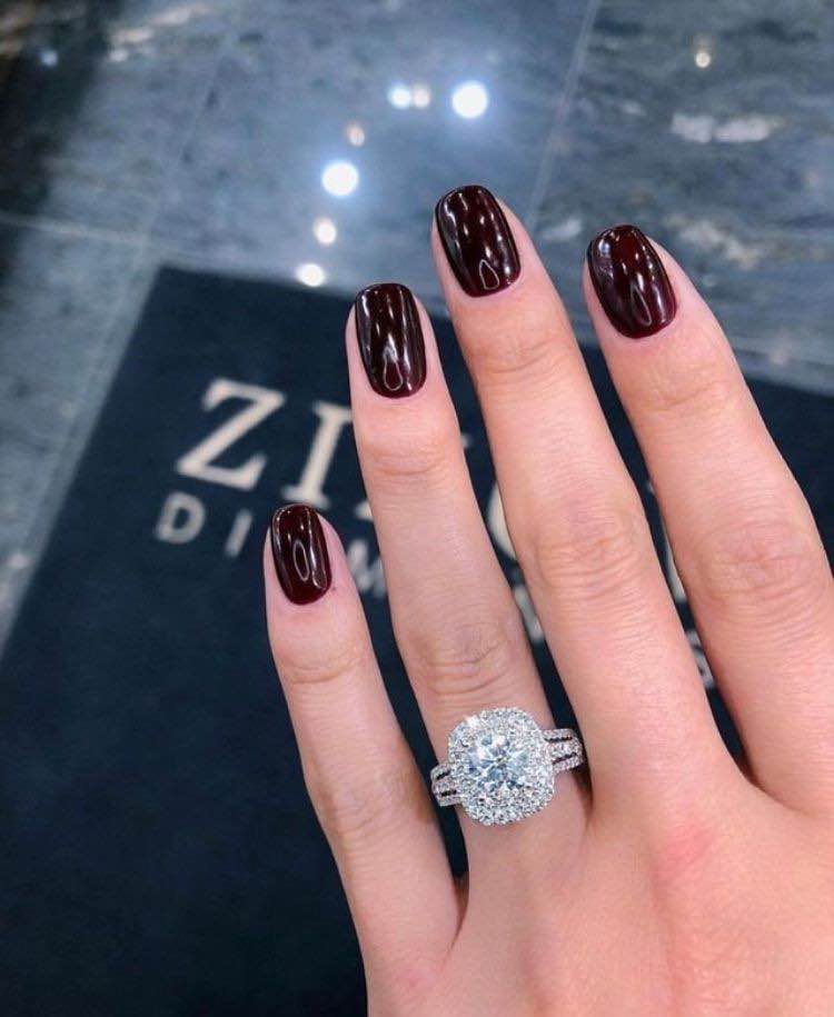 I’m happy to announce that my mod idayDrEamer has proposed to me &amp; I said yes. I was afraid to take our relationship public but I think now is a good time. I so happi, i cry. I love u baby! Streams may be less frequent for the next few weeks while we celebrate &amp; plan the wedding.