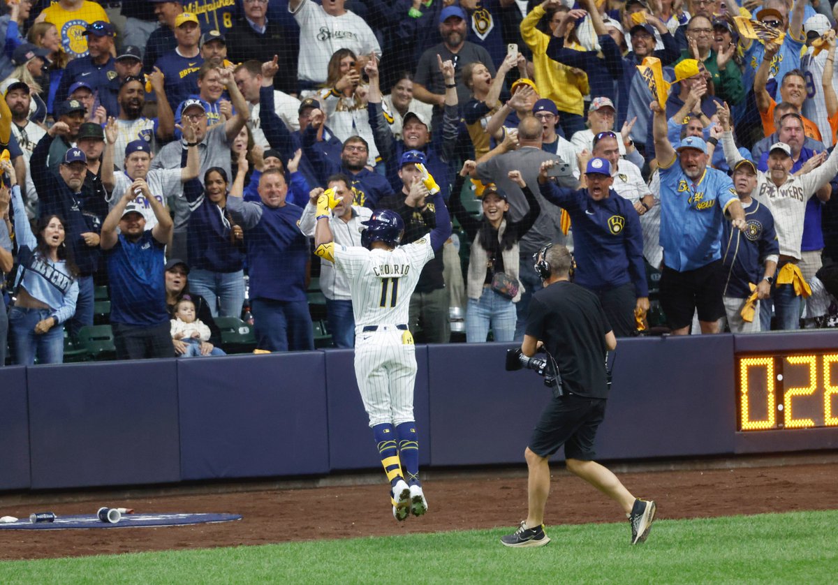Milwaukee you BROUGHT it tonight and we're gonna need that energy tomorrow ‼️‼️‼️

→ brewers.com/postseason