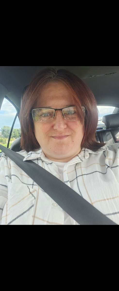 Tyson1981's tweet photo. No make up no filters just me 🙂 https://t.co/zBM4MTwnyJ
