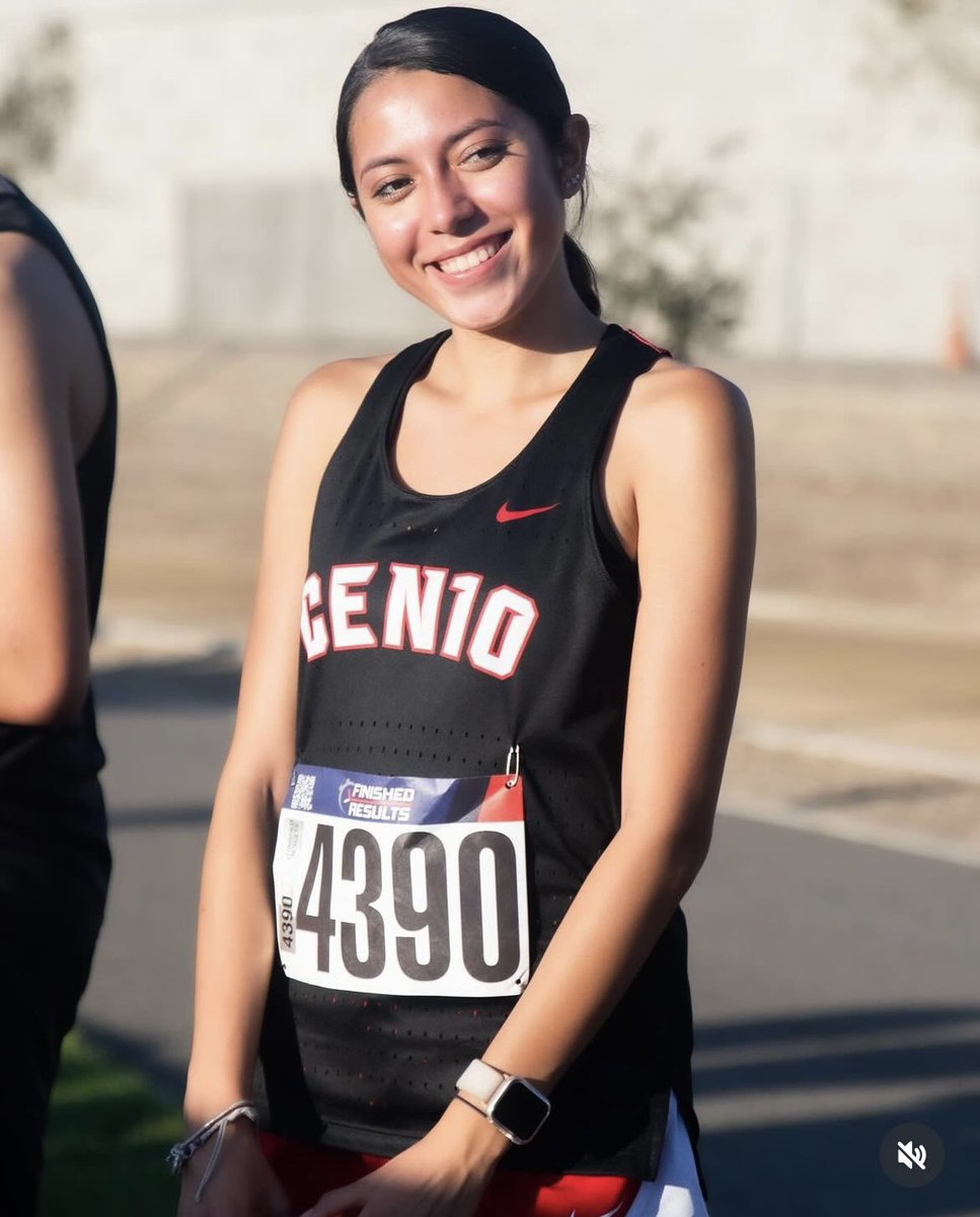 ➡️ Three years ago, Centennial CxC runner Tiffany Mendez underwent surgery to correct scoliosis, which included 21 screws and a couple rods placed in her back.
She's now in her second season with the Huskies and hopes to be an inspiration to others!
📺 youtube.com/watch?v=o1x8Hs…