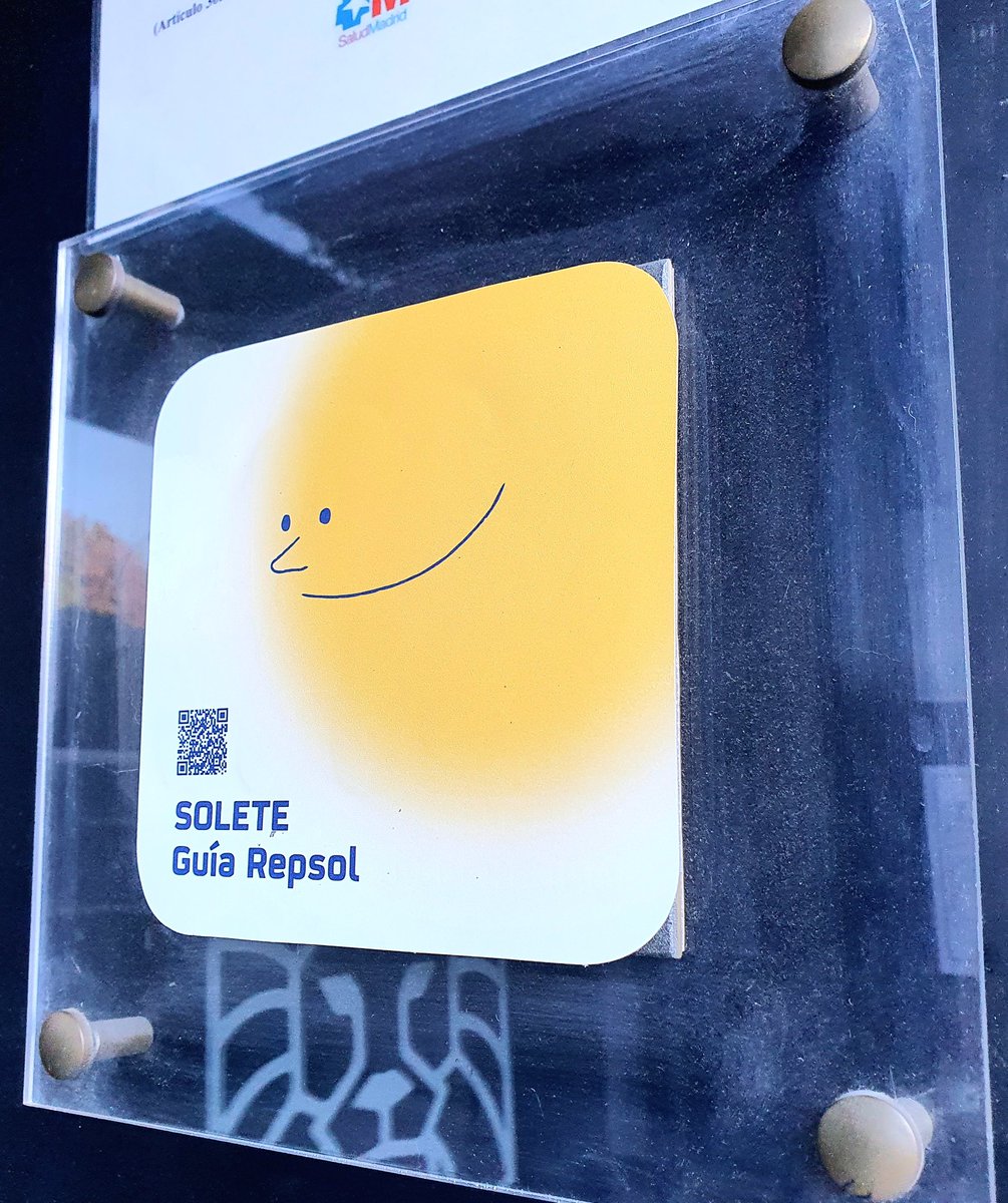 Muy agradecidos a la <a href="/GuiaRepsol/">guiarepsol</a> por habernos otorgado, un año más, tan bonito reconocimiento. 🙏🥂