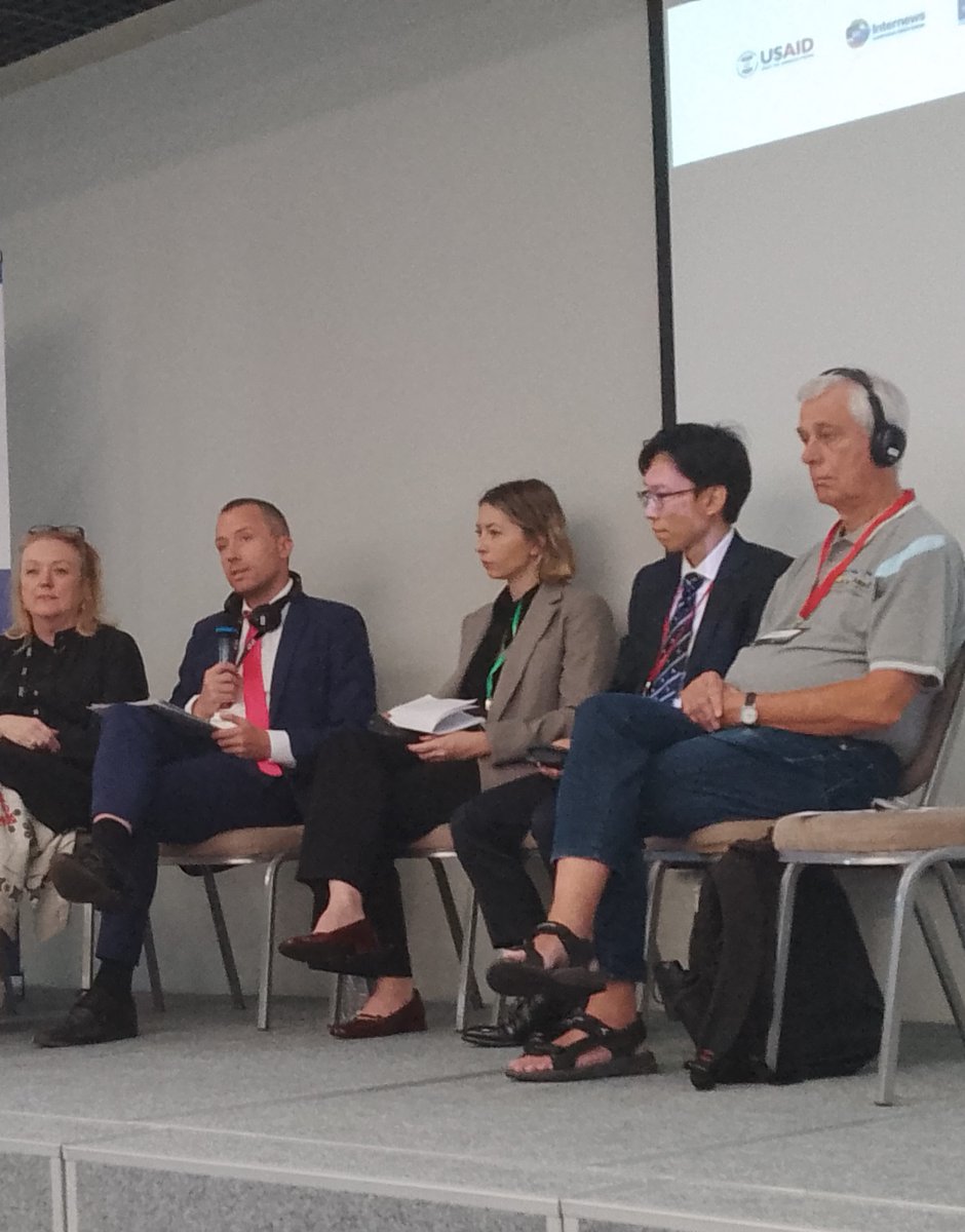 CoE_Ukraine's tweet photo. The safety of journalists and SLAPPs in #Ukraine remain ongoing concerns.

These topics were highlighted during the 16th Ukrainian Investigative Journalists Conference.

Further details ➡️

https://t.co/0n1lYUzUWs https://t.co/K2RMPiZusr