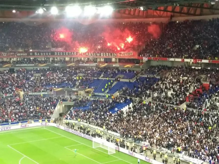 OliveS008's tweet photo. 🆕 Annoncé hier soir par Fabienne #Buccio, préfète du #Rhône, les supporters #turcs seront interdits de déplacement pour le match entre l’#OL et #Besiktas, prévu le 24 octobre! ⛔️
[@FerveurL]

https://t.co/SK5xeA4ALw https://t.co/CHGJEN2ET5