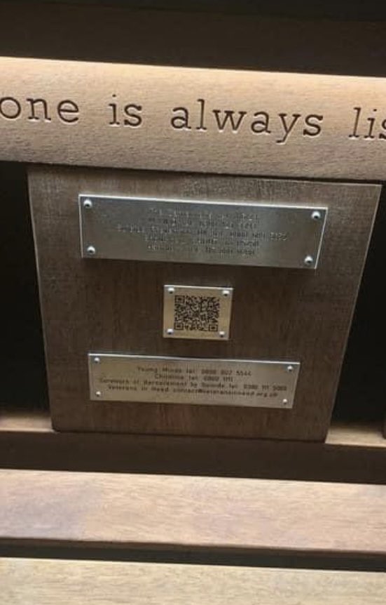 No1THFCProgs's tweet image. Every penny from every programme bought from me is donated to charity. For those wondering where the money goes and how it is spent; follow @Legend_on_Bench - Mental Health Awareness and Suicide Prevention benches, Someone is always listening 🙏🏻