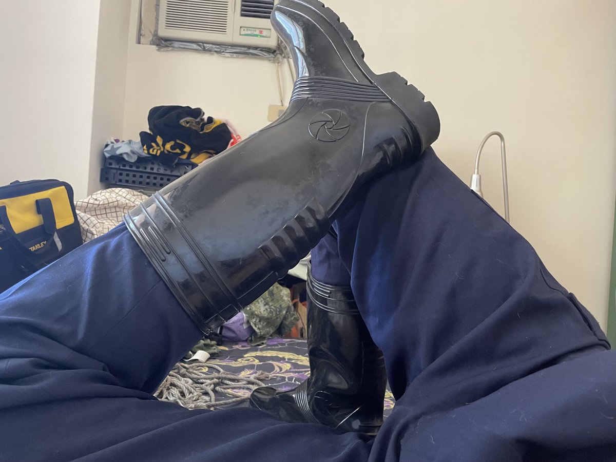 Sins_dog tweet media