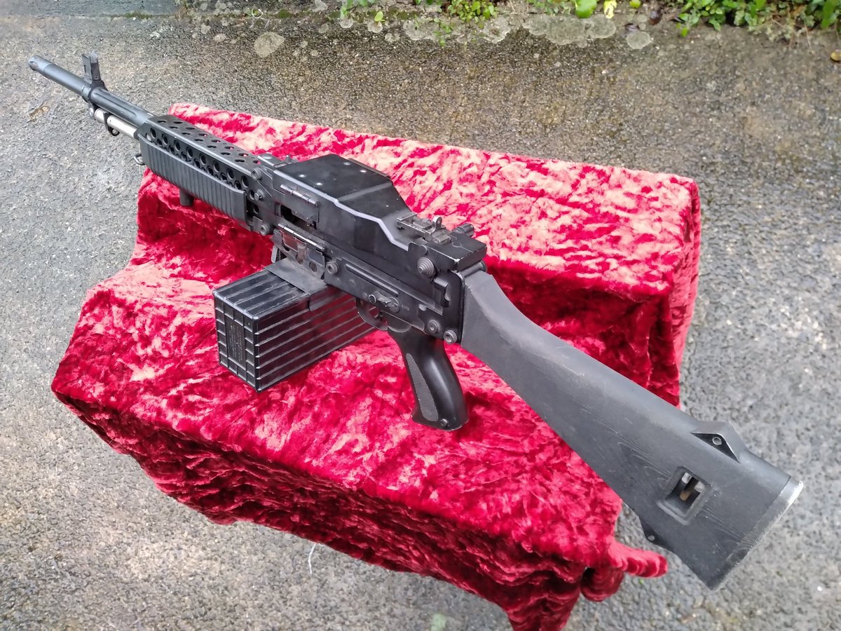 makeplusp's tweet image. なんちゃってロングバレルを販売します。

G&amp;amp;P用ダミーロングバレル 3,500円（送料込み）

購入希望の方はこちらのDMまで連絡して下さい。
レターパックライトで発送致します。
フラッシュハイダーの外し方はミリブロの記事を参考にして下さい。
stoner63.militaryblog.jp/e1084247.html