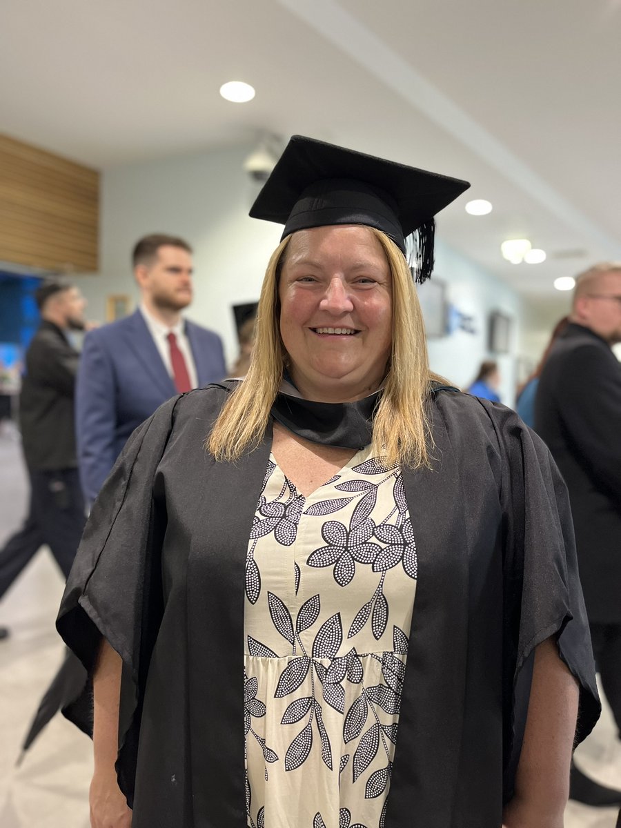 UWChildrenAndFamilies (@uwdcf) on Twitter photo Shelley Hooper, BA(Hons) Integrated Working with Children and Families Top up degree graduate, shares her @UWDCF Higher Education journey <a href="/worcester_uni/">University of Worcester</a> from studying the Foundation degree to finishing with the Top up degree <a href="/education_uw/">University of Worcester Institute of Education</a> : childrenandfamilies.on.worc.ac.uk/index.php/2024… Shelley Hooper, BA(Hons) Integrated Working with Children and Families Top up degree graduate, shares her @UWDCF Higher Education journey <a href="/worcester_uni/">University of Worcester</a> from studying the Foundation degree to finishing with the Top up degree <a href="/education_uw/">University of Worcester Institute of Education</a> : childrenandfamilies.on.worc.ac.uk/index.php/2024…