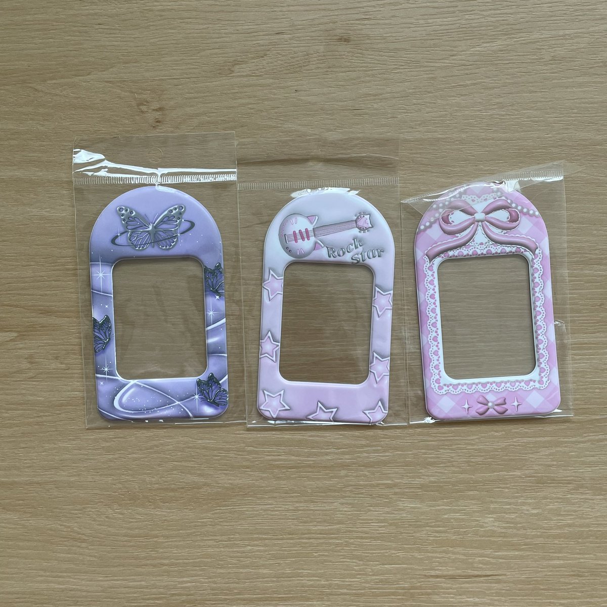 พร้อมส่ง เฟรมการ์ด ducky world
อันละ 70 THB

เหมา 3 อันส่งฟรี
ค่าส่ง 40
#ตลาดนัดเฟรมการ์ด #เฟรมการ์ด #ตลาดนัดsanrio