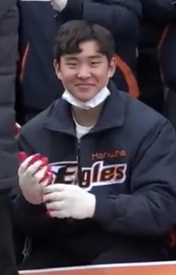 jjanghhe's tweet photo. ㄹㅇ 박박 웃었네ㅋㅋㅋㅋㅋㅋㅋㅋㅋㅋㅋㅋㅋ https://t.co/3N6rqI5LkC