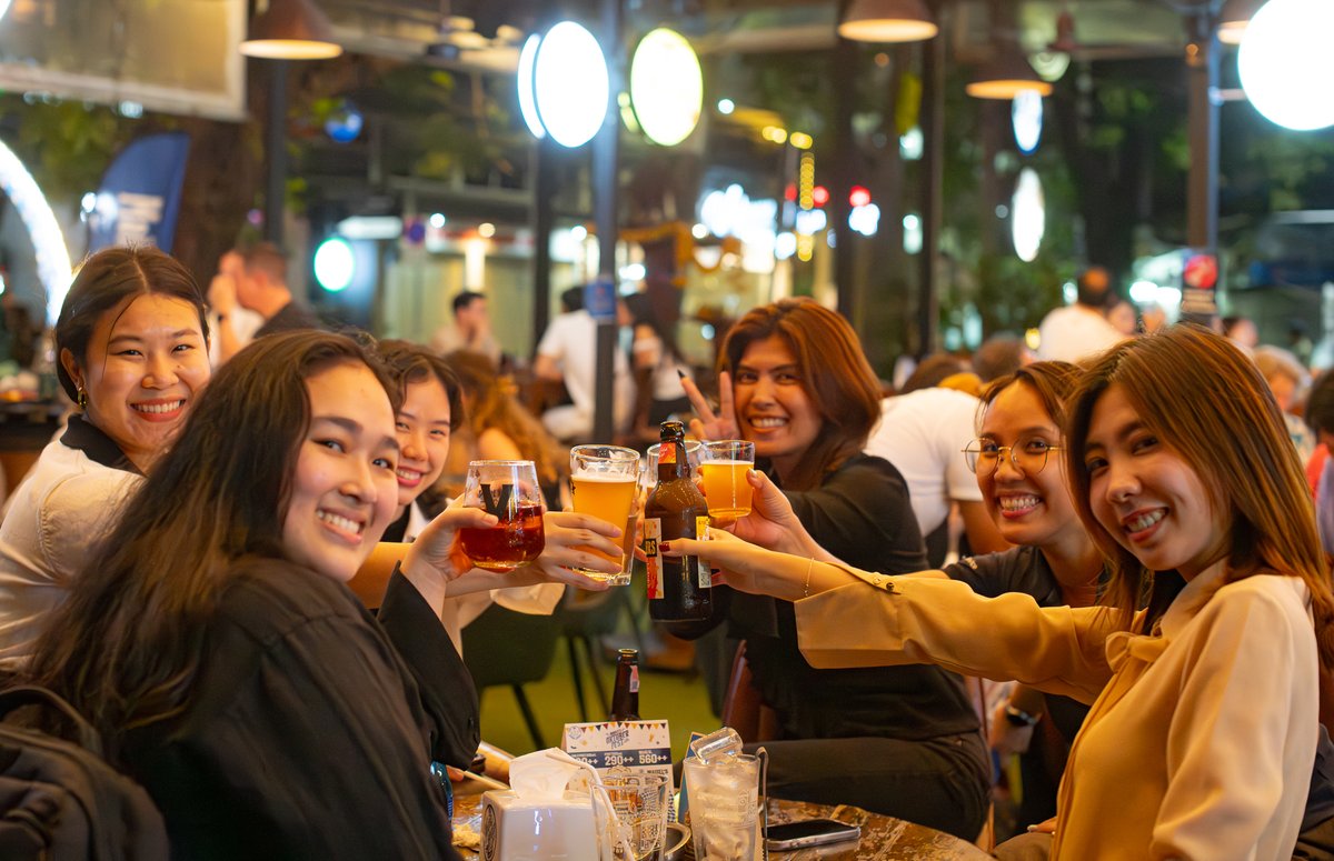 Had a blast celebrating Oktoberfest with friends and colleagues!
Great memories, laughter, and good vibes all month long at CRAFT.
Join the fun, and let’s keep the party going! 🍺

Book online here: craft23.com