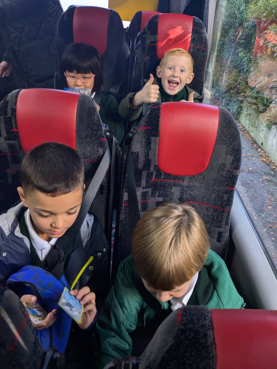 M3BPEF's tweet photo. Off we go for a day of Stone Age fun at Chiltern Open Air Museum! https://t.co/Z2KcvYncRF
