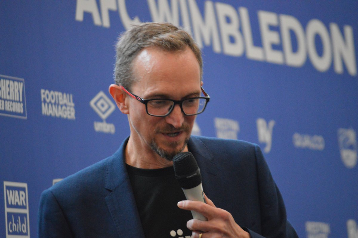 DataTalksNow's tweet image. CEO of @piinglive  Gareth Langley delivered a fun-filled presentation on "How to create anticipation and excitement for brand activations through gameplay" at the #datatalksrevenue conference which took place on the 1st of October at the @AFCWimbledon stadium

#unleashyourdata