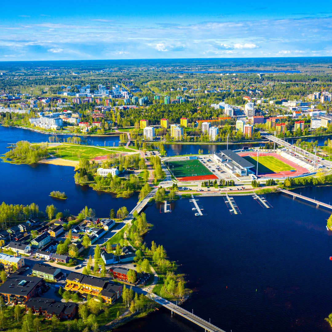EU_Commission's tweet photo. Discover the future of urban living.

Here are the cities competing for the 2024 iCapital prize:

European Capital of Innovation:
🇫🇮 Espoo
🇮🇹 Turin
🇬🇧 West Midlands

Rising Innovative City:
🇵🇹 Braga
🇦🇹 Linz
🇫🇮 Oulu

See how they redefine sustainability, inclusivity, resilience ↓