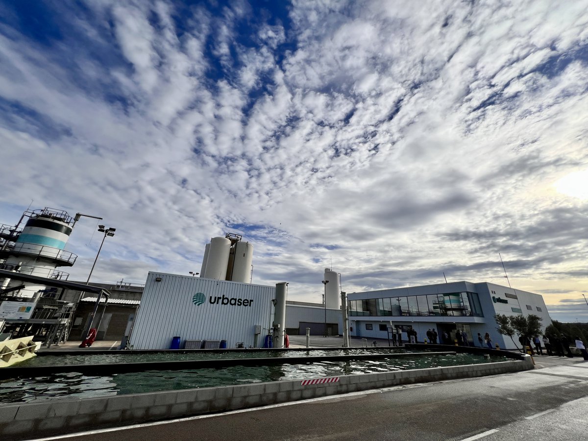 CBE_JU's tweet photo. A new era for the #circulareconomy begins with the inauguration of the @circbiocarbon #biorefinery in #Zaragoza, #Spain 🇪🇸 https://t.co/W6MUKPlTQ0