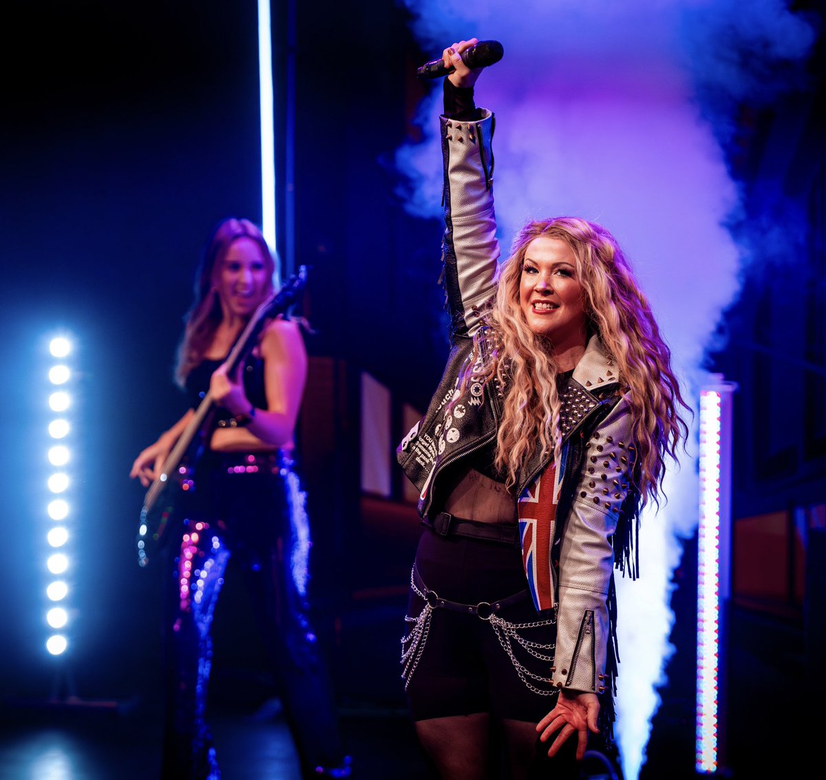 The Retro Rock Show tweet media