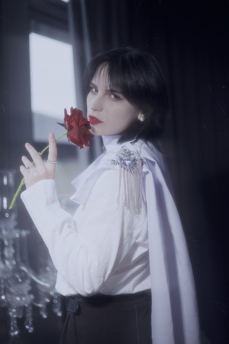 rubyzzii's tweet photo. HYUNJIN
‘PLAY WITH FIRE’

#rubyteaser | day 1/4🥀
📌ph by Nelapa снимает 
📌hyunjin &amp; rt by rubyzzi

♥️cover release 30.09.2024 6PM(4PM MSK)

#hyunjin #playwithfire #hyunjincover #coverdance #danceperformance https://t.co/medSqf6ofO