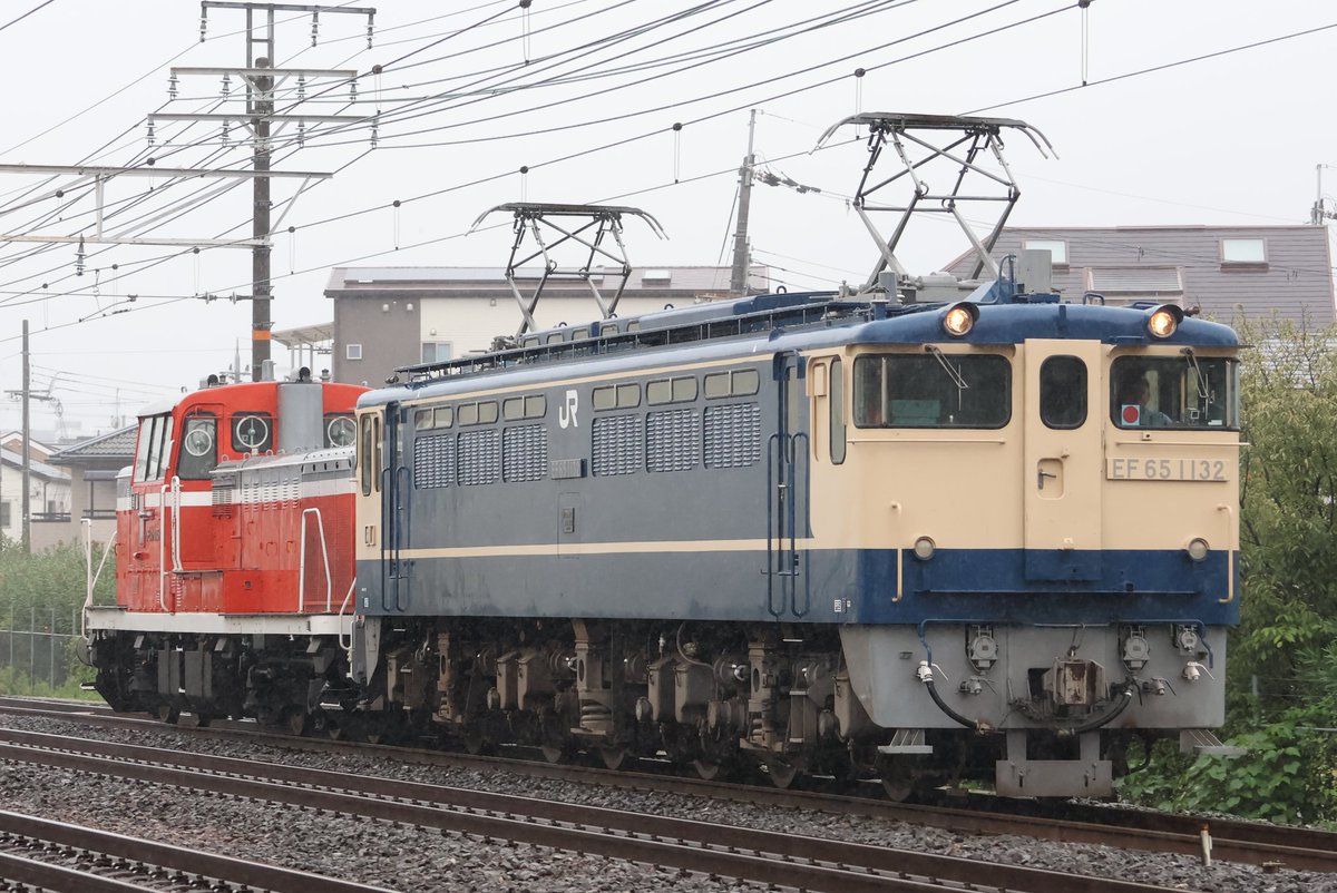 hebisanshuki's tweet photo. 2024/10/03
配9976レ EF65 1132+ムドDE10 1115 https://t.co/rTBBbmmEEb