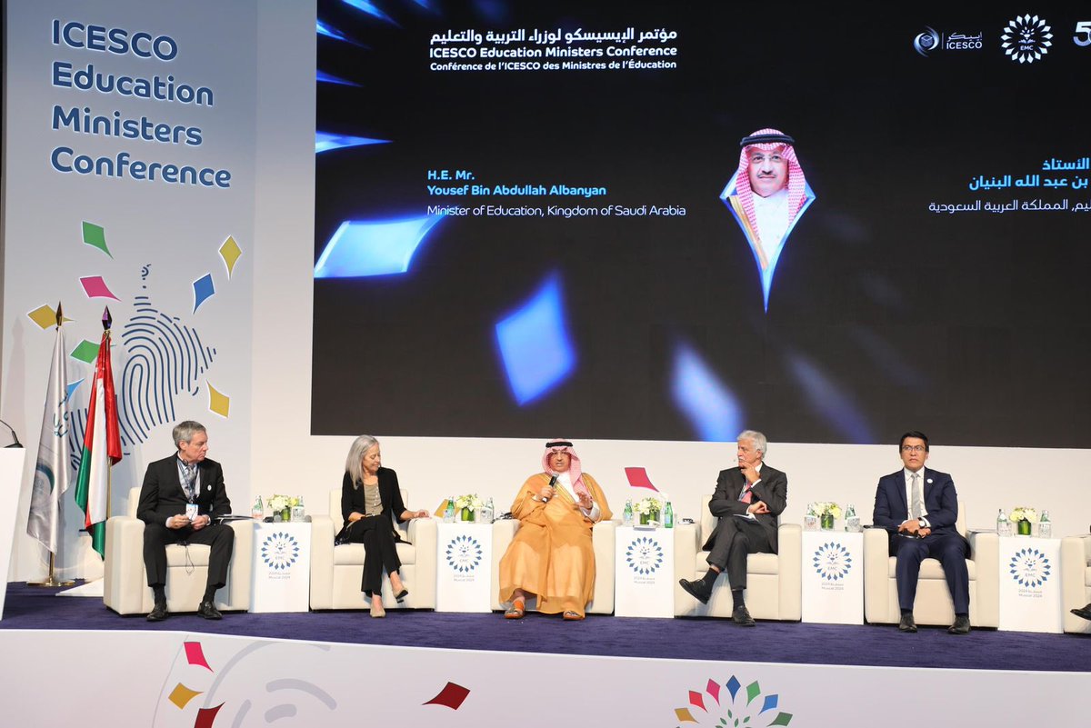 يوسف البنيان (@minister_moe_sa) on Twitter photo سعدت بالمشاركة في مؤتمر <a href="/ICESCO_Ar/">الإيسيسكو - ICESCO</a> لوزراء التربية والتعليم، الذي تستضيفه سلطنة عمان الشقيقة، واستعرضت في جلسة "الشراكة متعددة الأطراف من أجل تحويل التعليم" التجربة الرائدة للتعليم بالمملكة في مواكبة المستجدات ومعالجة التحديات، وفقًا لتطلعات قيادتنا، ومستهدفات #رؤية_السعودية_2030. سعدت بالمشاركة في مؤتمر <a href="/ICESCO_Ar/">الإيسيسكو - ICESCO</a> لوزراء التربية والتعليم، الذي تستضيفه سلطنة عمان الشقيقة، واستعرضت في جلسة "الشراكة متعددة الأطراف من أجل تحويل التعليم" التجربة الرائدة للتعليم بالمملكة في مواكبة المستجدات ومعالجة التحديات، وفقًا لتطلعات قيادتنا، ومستهدفات #رؤية_السعودية_2030.