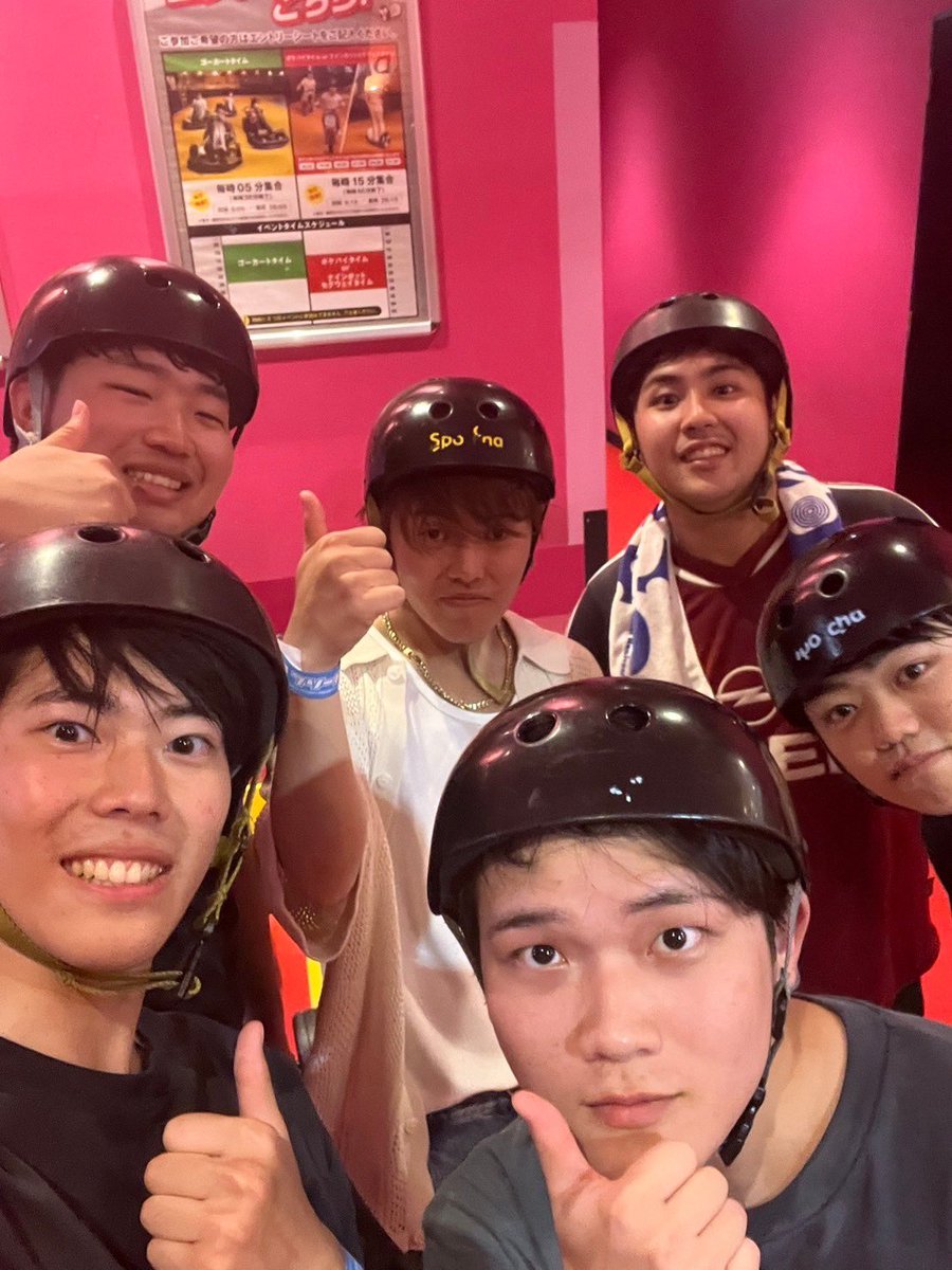 kagaribi_mam's tweet photo. 🏍燎光のたまり場🏍

9/18、戦いの落とし前つけにカチ込んだのはラウワン🔥

赤vs白の勝敗は互角と言ったところか。お互いのアタマ飛ばせなくてシャバかったから一旦休戦とした。

写真は和解した訳じゃねえ！
次はこそは決着をつける https://t.co/oRQlTPrpKO