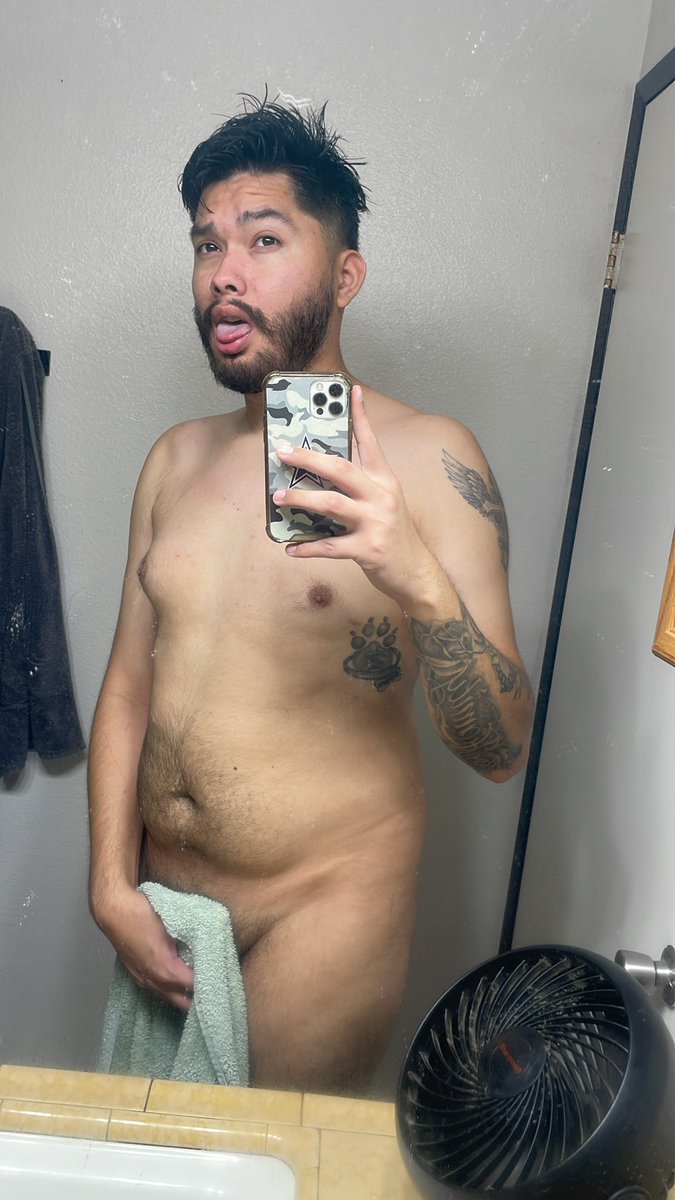 Diamond_king_jy's tweet photo. Good nite fam .  Who wants all this #gaypubes #gaymen #gayboys  #gayvibes #bimen #biboys https://t.co/ZrMOOII1Xa