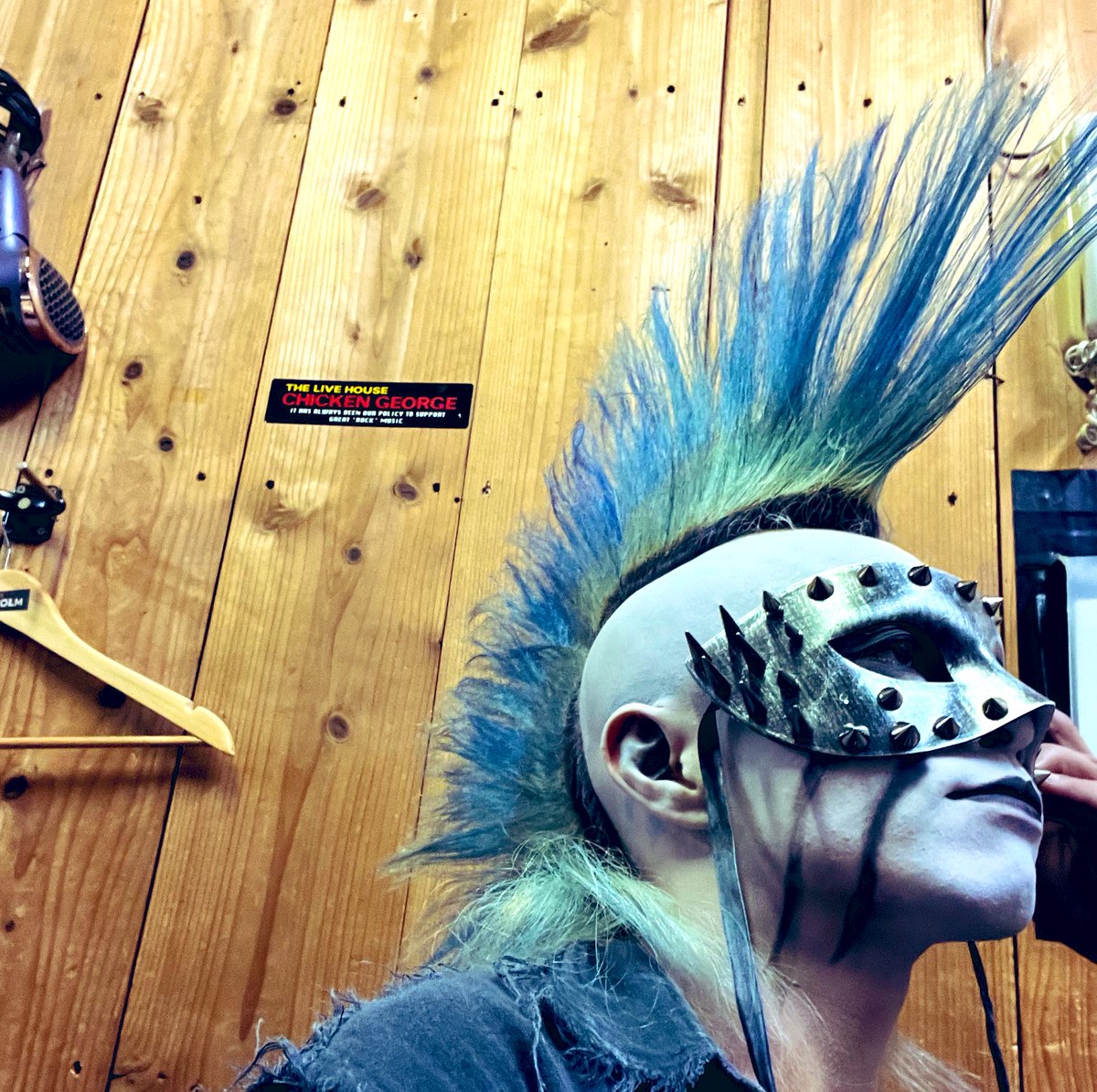Ryota666J's tweet photo. Thank you 神戸CHICKEN GEORGE( ´ ▽ ` )ノ
Thank you D'ypcys!!
最高でした!!!
#湾岸の羊 #sheeplivingontheedge #d'ypcys #dypcys #chickengeorge https://t.co/UCscHiuhwh